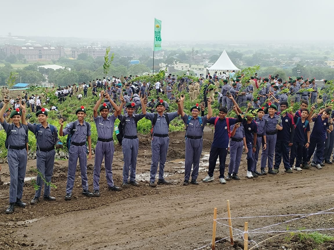 NCC’s air wing cadets show enthusiasm for the plantation drive